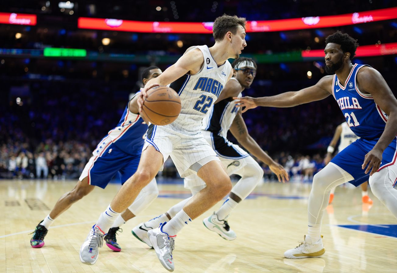Sixers claim split with Magic, win 105-94
